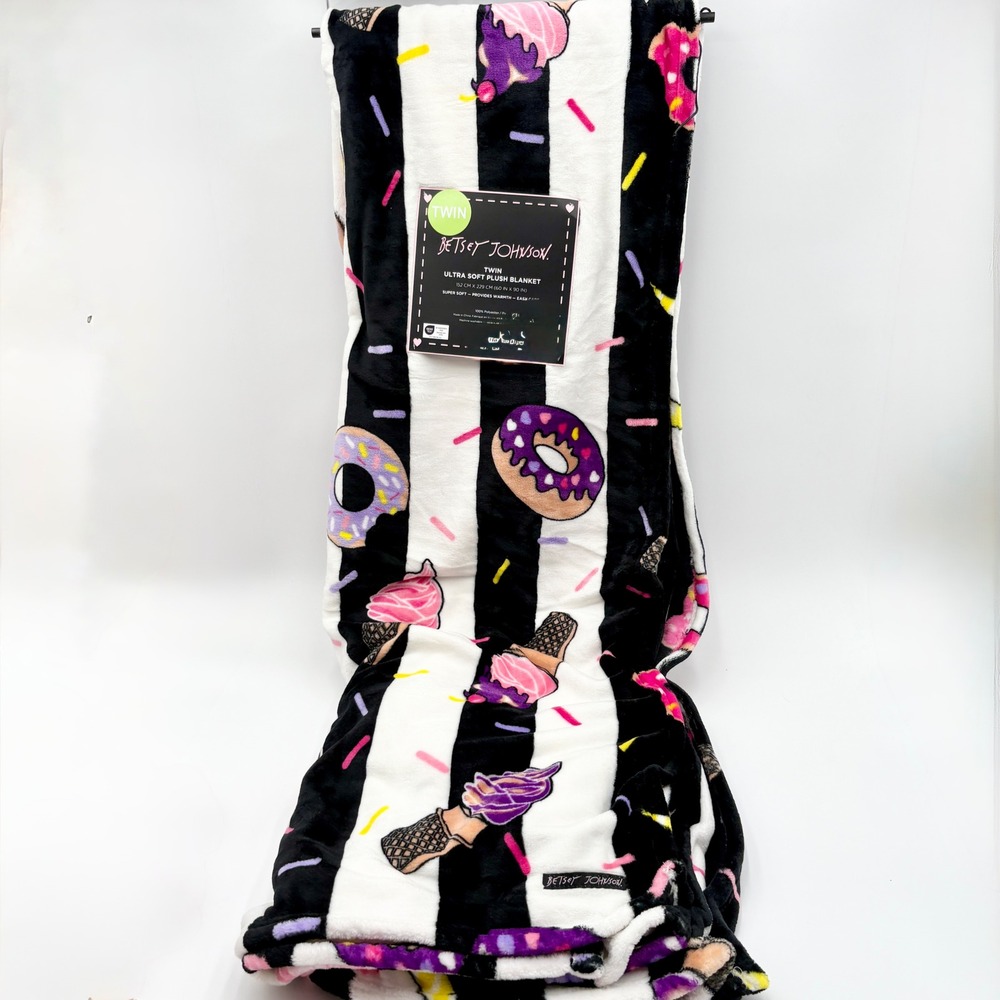 Betsey Johnson Plush Blanket Donut Ice Cream Black White Striped Twin Soft